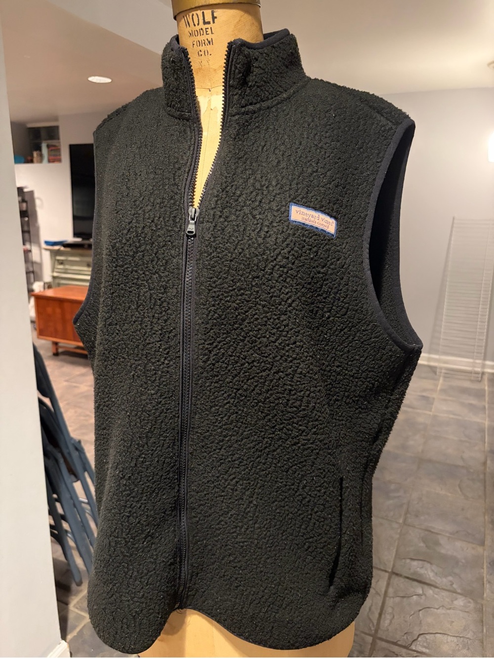 Men’s Black Vineyard Vines Vest